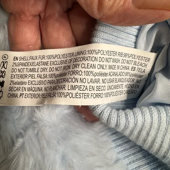 Forever 21/Hello Kitty and Friends Baby Blue Faux Fur Jacket L - Picture 12 of 12